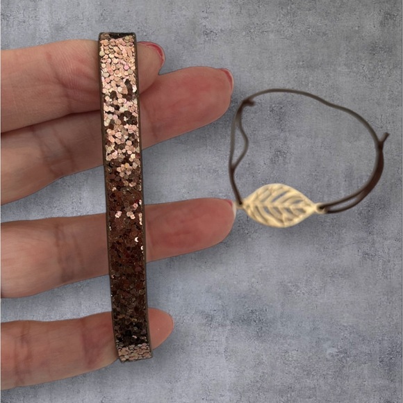 Set of 2 brown bracelets gold tone leaf - Picture 3 of 5